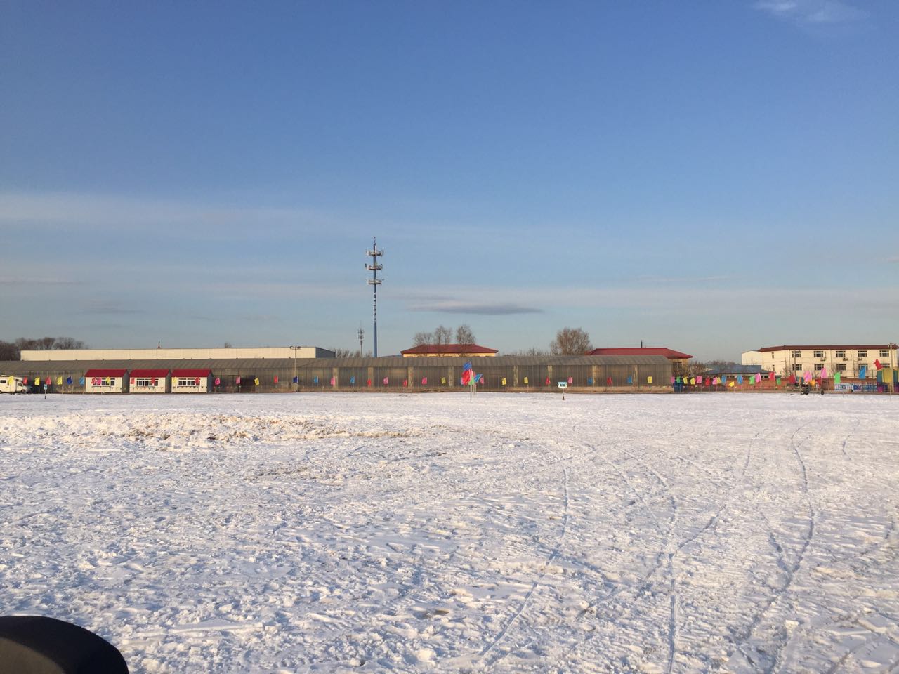 北京朝陽(yáng)店冰雪樂園戲雪樂園